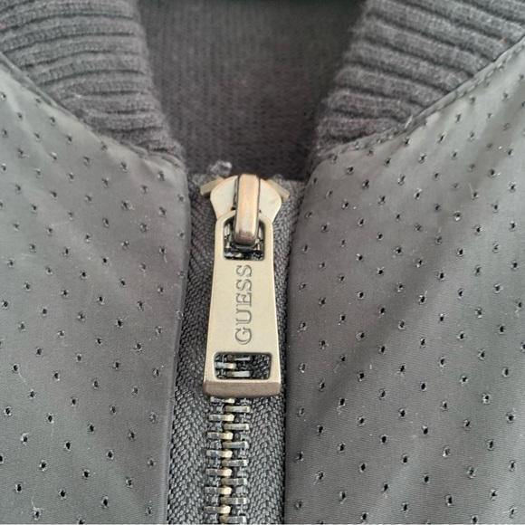 GUESS men's black light jacket Size M - Picture 9 of 16